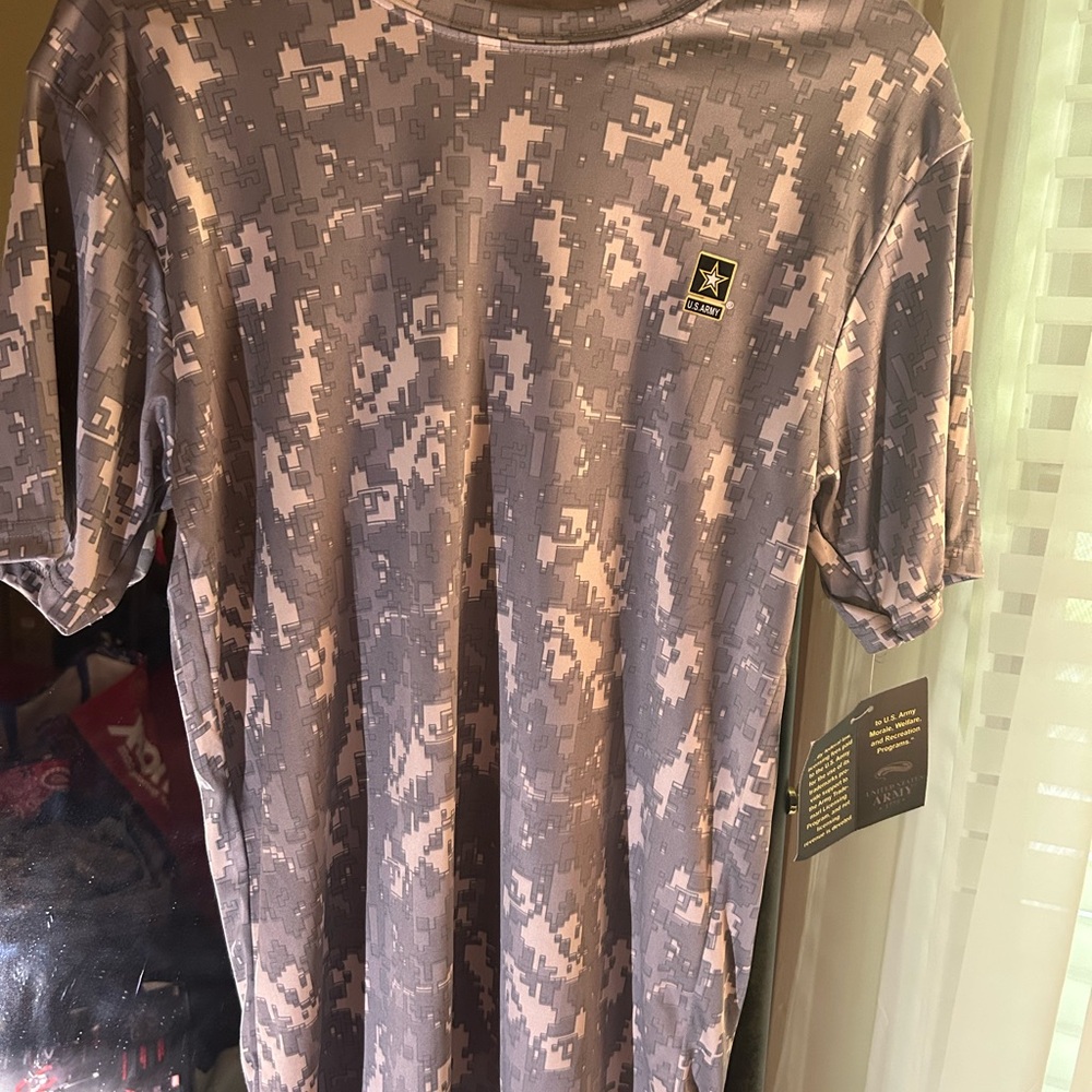 U.S. Army Camo Short Sleeve Tee